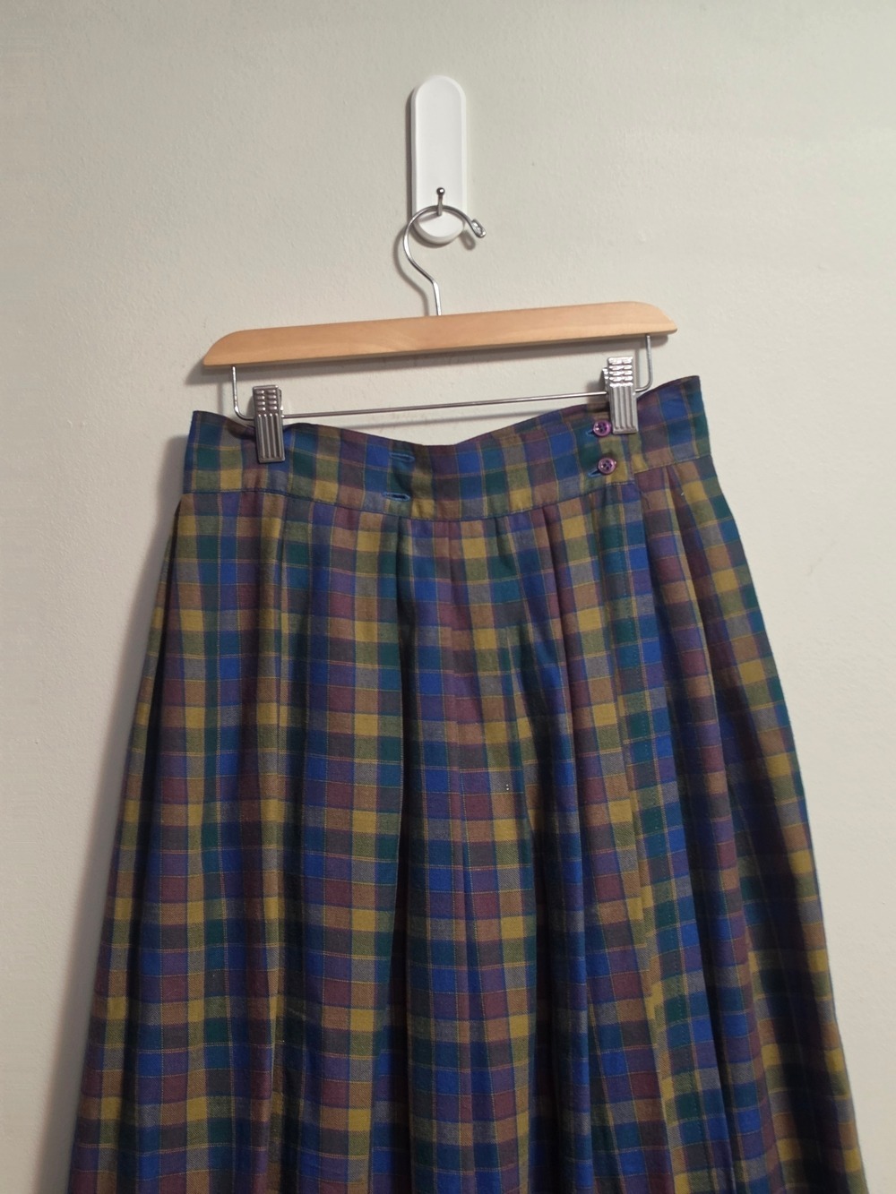 Vintage Viyella Plaid Maxi Skirt in Blue & Green - Classic Women's Skirt - Picture 2 of 9